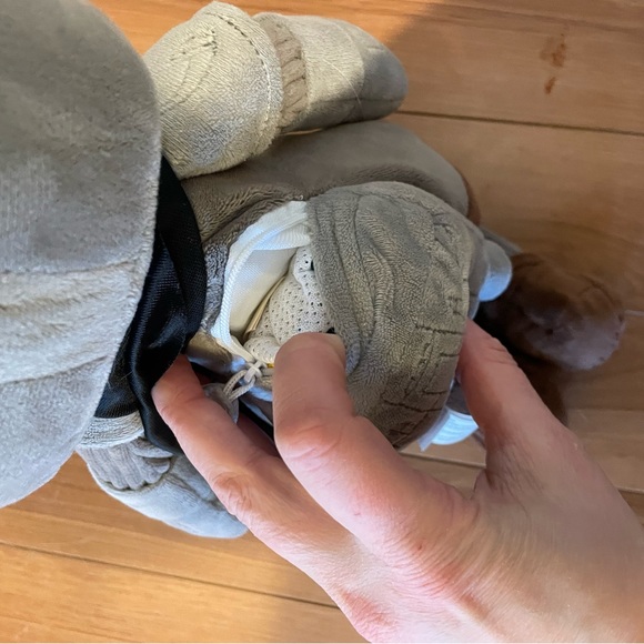 Mandalorian Scentsy buddy with scent pack - Picture 4 of 4